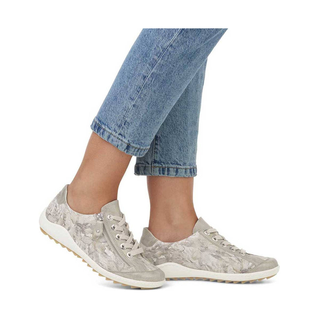 Liv Remonte Women's LIV Low Casual Shoes - Perle/Beige Metallic - Lenny's Shoe & Apparel