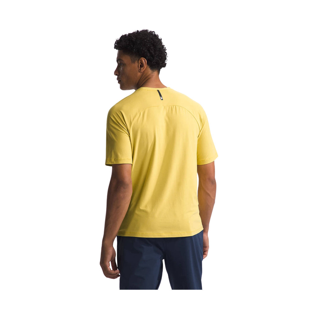 The North Face Men's Dune Sky Short Sleeve - Yellow Silt - Lenny's Shoe & Apparel