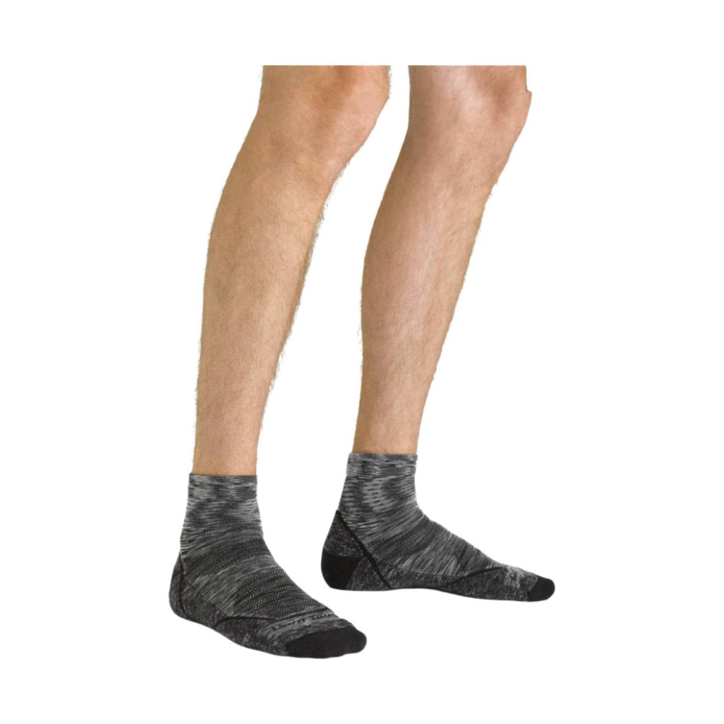 Darn Tough Vermont Men's Hiker Quarter Lightweight Sock - Space Gray - Lenny's Shoe & Apparel