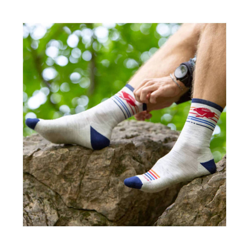 Darn Tough Vermont Men's Pacer Micro Crew Ultra Lightweight Running Sock - Ash - Lenny's Shoe & Apparel