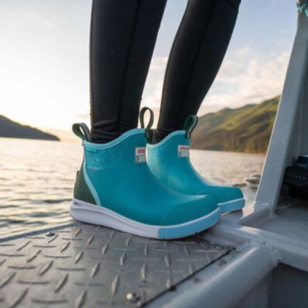 Xtratuf Women's 6 Inch Ankle Deck Boot Sport - Teal - Lenny's Shoe & Apparel